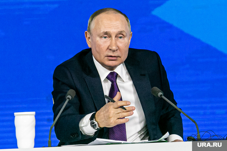Семнадцатая ежегодная пресс-конференция президента РФ. Москва, портрет, путин владимир