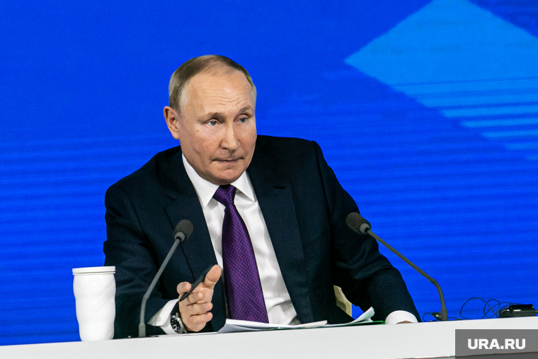 Семнадцатая ежегодная пресс-конференция президента РФ. Москва, портрет, путин владимир