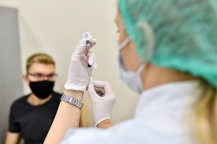 Деньги потратили на обеспечение безопасных условий труда, лечение сотрудников и программу вакцинации