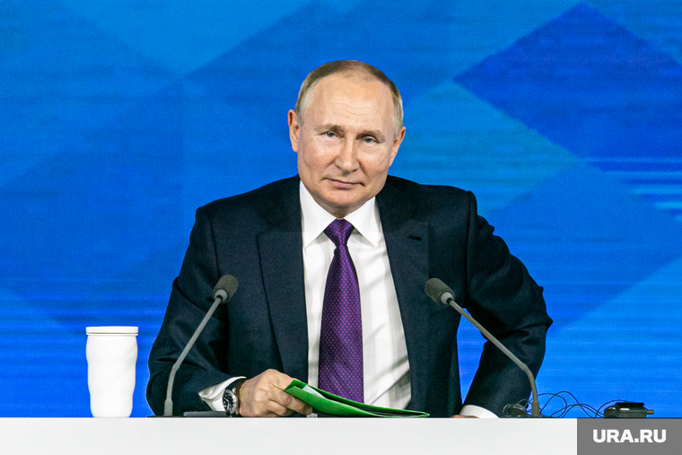 Семнадцатая ежегодная пресс-конференция президента РФ. Москва, портрет, путин владимир
