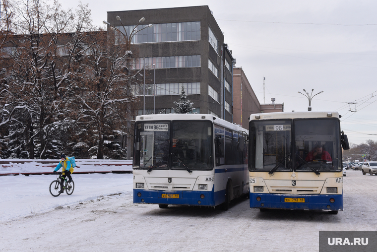 Пресс-тур, посвященный уборке города Екатеринбурга
, уралмаш, курьер, автобусы