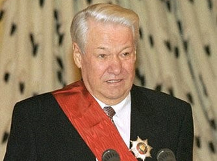 Борис Ельцин провел в России необходимые реформы, отметил Анатолий Чубайс