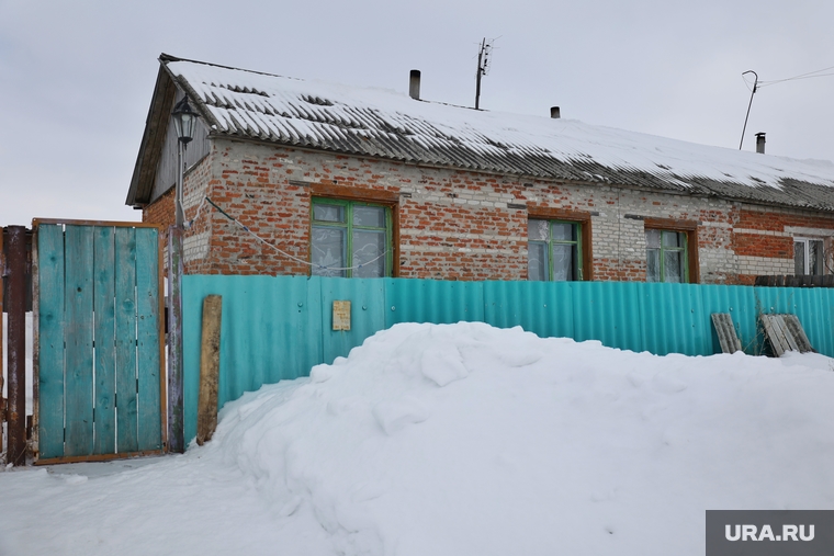 Дом в селе Мендерское, где проживал Александр Тарханов, погибший в ходе военной спецоперации на Украине 2 марта 2022 года