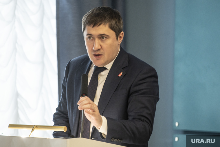 Дмитрий Махонин обещал сотрудничество новому председателю краевого суда