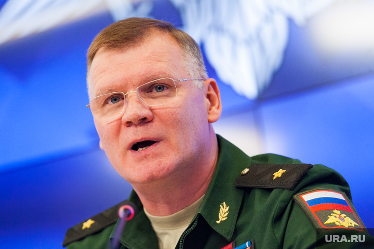Брифинг Минобороны России по вновь открывшимся обстоятельствам крушения малайзийского "Боинга-777" с участием пресс-секретаря Министерства Обороны России Игоря Конашенкова. Москва, конашенков игорь