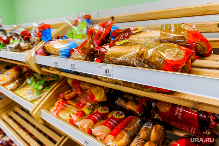 Роспотребнадзор проверяет  детский сад и магазин на соблюдение противоковидных мер. Челябинск, хлеб, супермаркет, пятерочка, хлебобулочные изделия, магазин, продукты питания