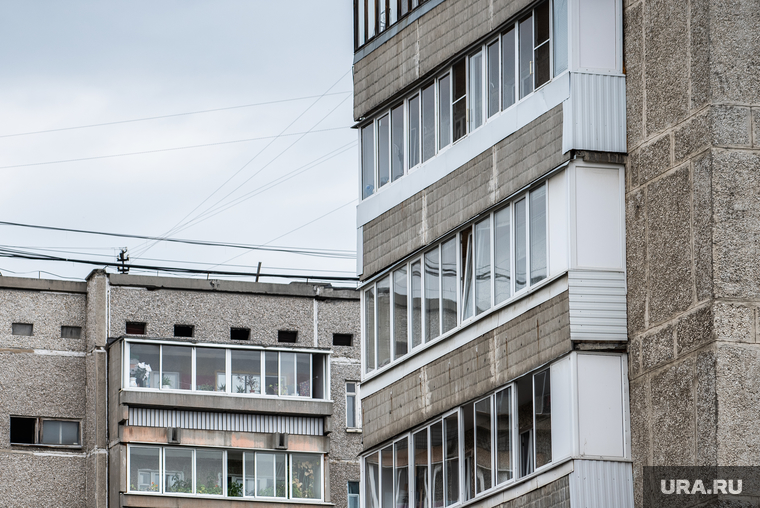 Новое здание школы №80. Екатеринбург, жилой дом, недвижимость, ипотека, вторичное жилье, панельный дом, жилье, многоквартирный дом, панелька
