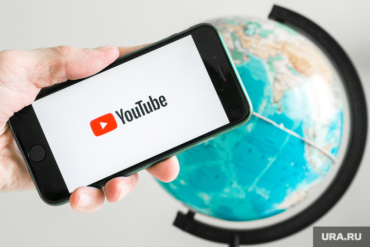 Клипарт Youtube. Тюмень, телефон, смартфон, youtube, ютуб, смартфон в руке, ютьюб, you tube