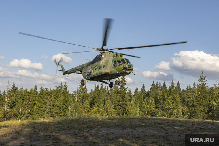 На съемках фильма ОДНА. август 2020. Пермский край, п. Усьва. , вертолет