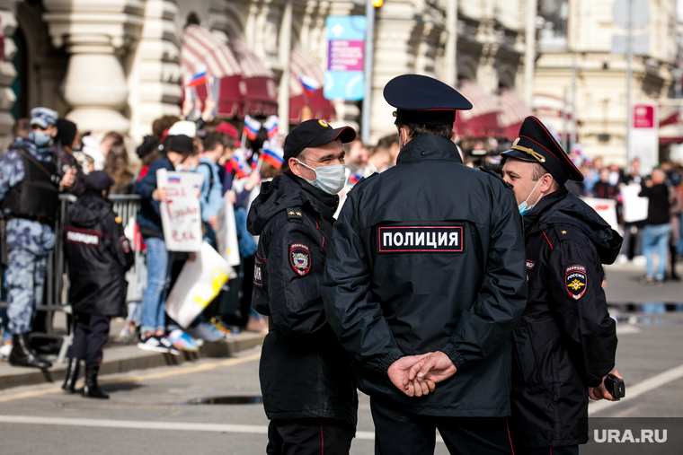Встреча параолимпийской сборной на Красной Площади в Москве. Москва, праздник, митинг, полиция, оцепление