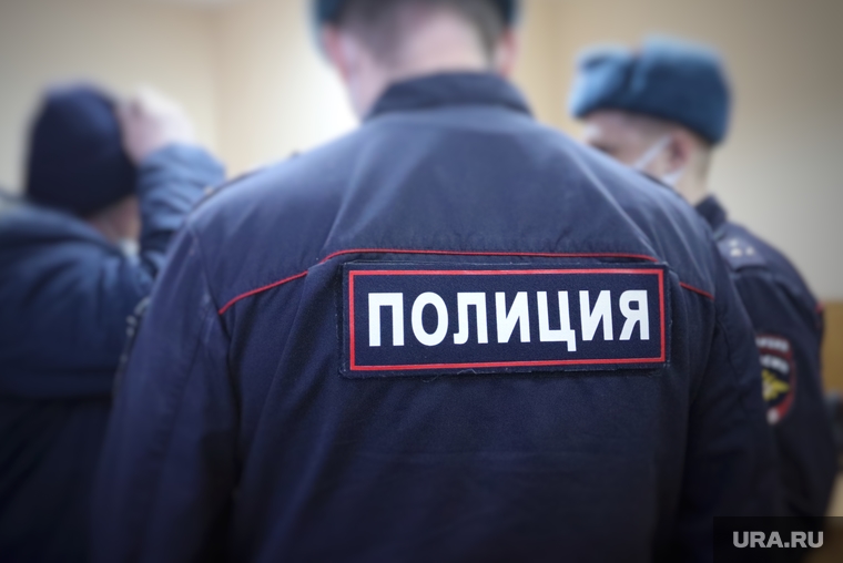 оглашение приговора бывшему замгубернатора Пугину Сергею. Курган, полиция, наряд полиции