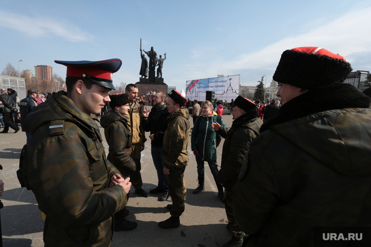 Митинг Антитеррор. Пермь, казаки