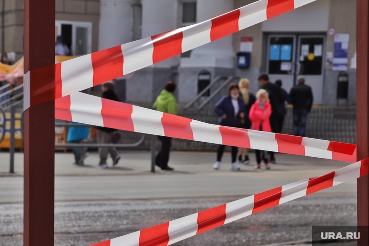 День города. Курган , запрет, проход запрещен, люди, ограничительная лента