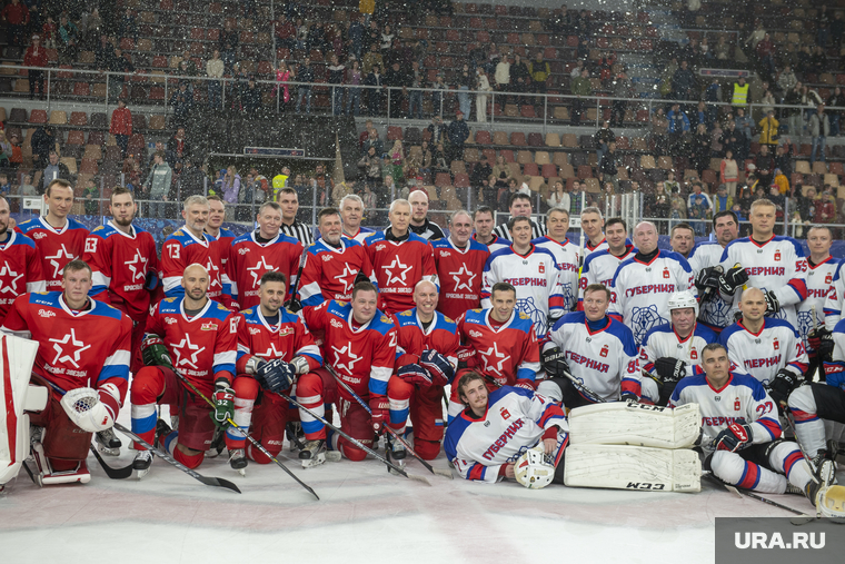 Дмитрий Махонин принял участие в хоккейном матче «Все звезды»