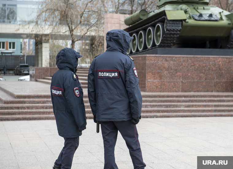 Помывка памятников. Пермь