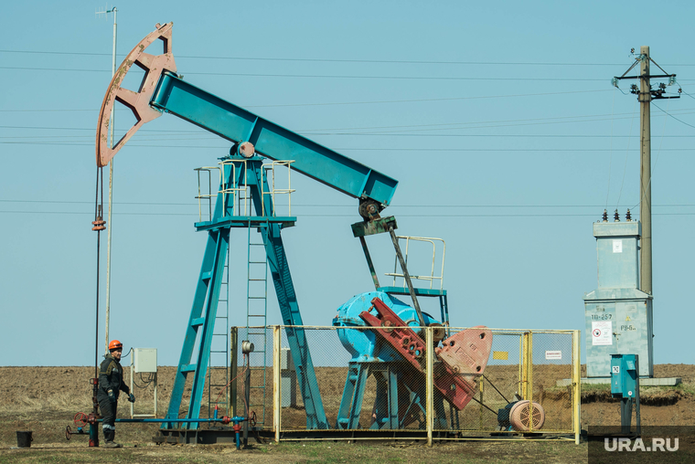 Автопробег "Помню! Горжусь!": Березовский - Самара, нефть, нефтяная качалка