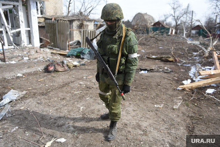 Волноваха после освобождения. ДНР, Волноваха, военные, патруль, ополченец, военная комендатура, патрулирование, зачистка, солдат, народная милиция