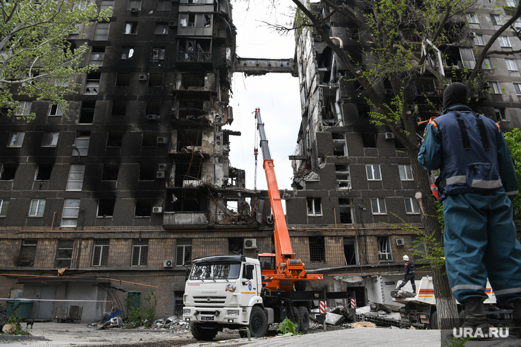 Мариуполь в период разбора завалов и осады завода Азовсталь. ДНР/Украина, мчс, последствия, украина, война, разбор завалов, ремонт, разрушения, обстрел, восстановление, сво, город мариуполь
