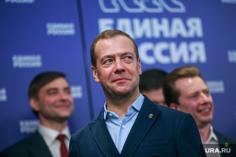 Праймериз Единой России. Москва, портрет, медведев дмитрий