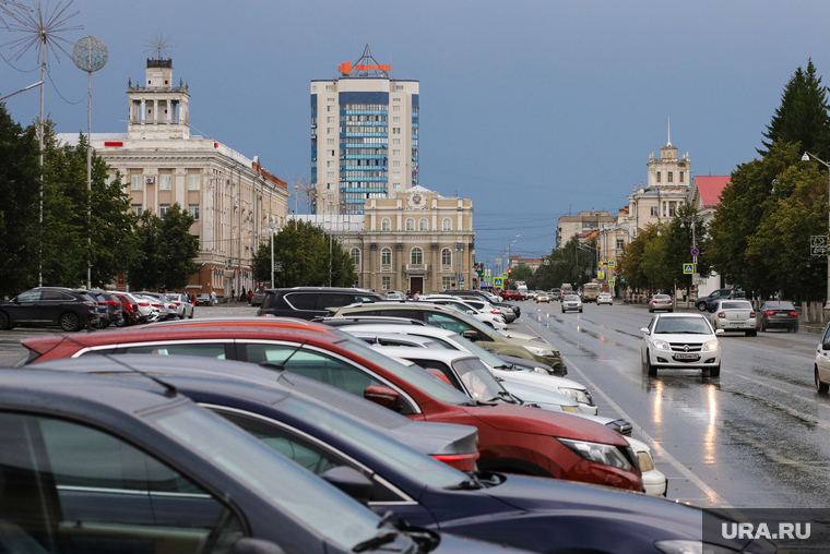 Клипарт. Курган, площадь ленина, гроза, плохая погода, город курган, ливень, дождь