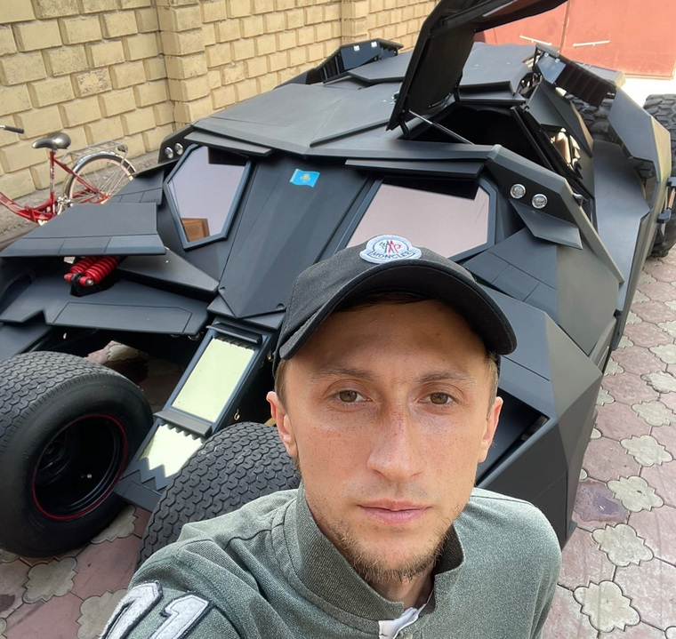 Евгений Бондаренко самостоятельно сконструировал и собрал авто как у героя комиксов Бэтмена