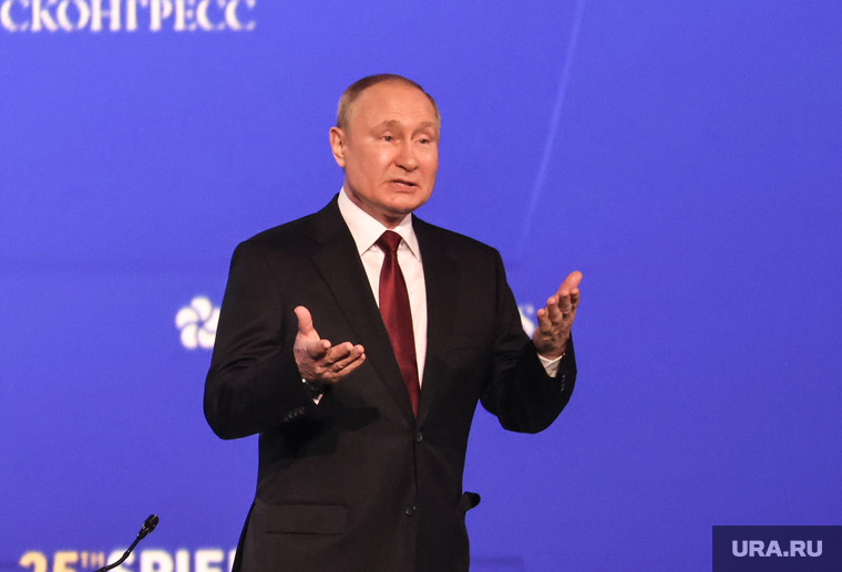 ПМЭФ-2022. Петербуржский международный экономический форум: выступление Владимира Путина. Санкт-Петербург