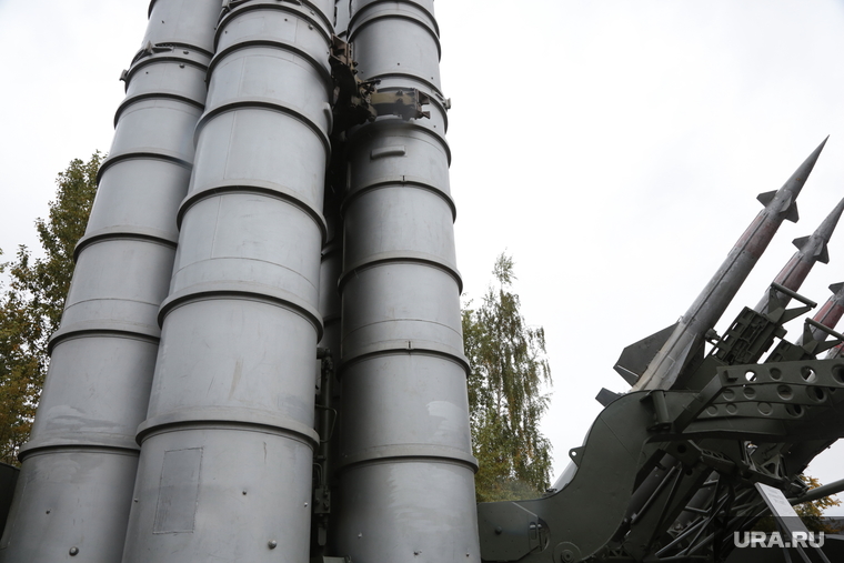 Музей артиллерии Мотовилихинских заводов. Пермь, военная техника, ракета, ракета зенитная, с 300
