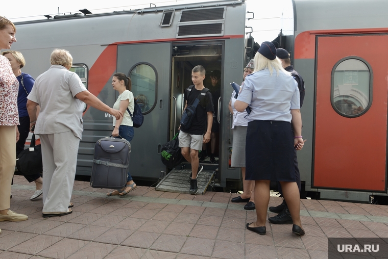 В Челябинск приехало 48 школьников из ДНР