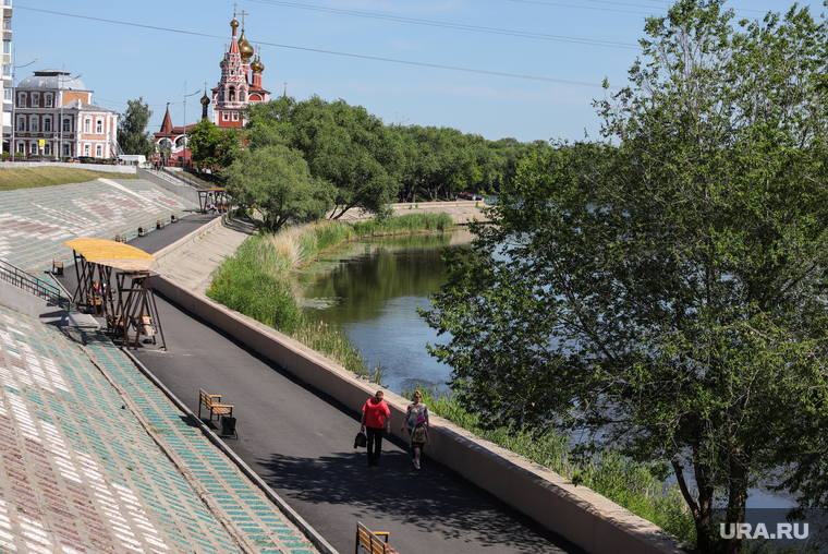 Набережная Тобола. Курган, улица набережная, набережная тобола, лето в городе