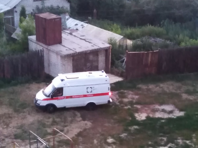 Происшествие в одном из дворов Каменска-Уральского произошло вечером 27 июля
