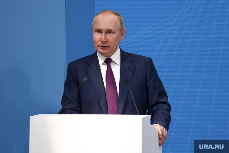 Владимир Путин оценил решительность десантников в спецоперации на Украине