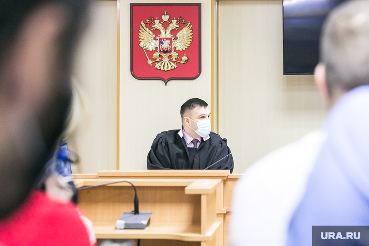 Мера пресечения Шадрину. Тюмень, судья, суд, судья в маске