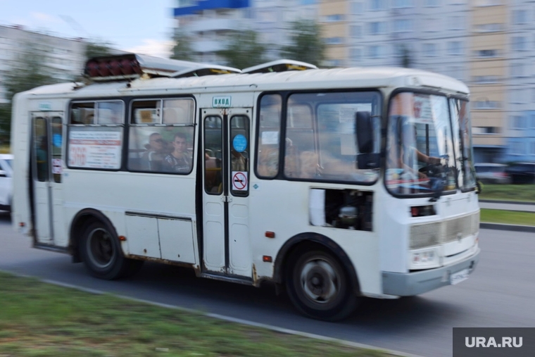 Заозерный. Автобусы. Курган, автобус, общественный транспорт