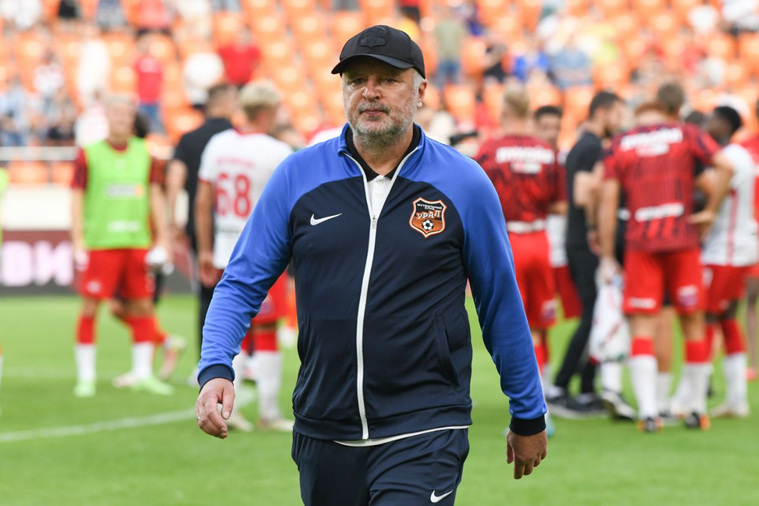 Тренер «Урала» рассказал, что готов к отставке. Видео