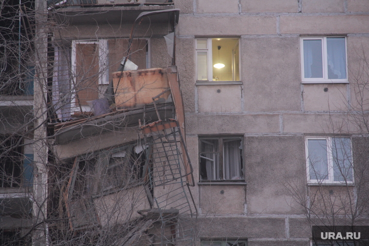 Взрыв бытового газа в доме № 164 на проспекте Карла Маркса. Магнитогорск, жилой дом, обрушение, балкон