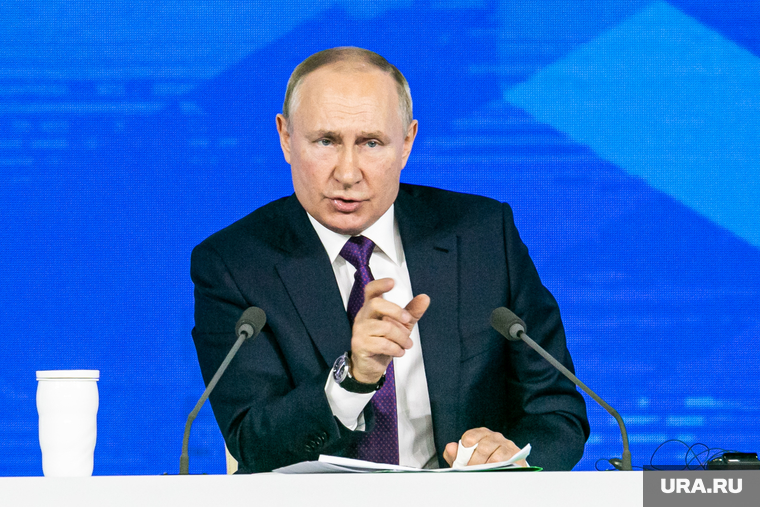 Семнадцатая ежегодная пресс-конференция президента РФ. Москва, портрет, путин владимир