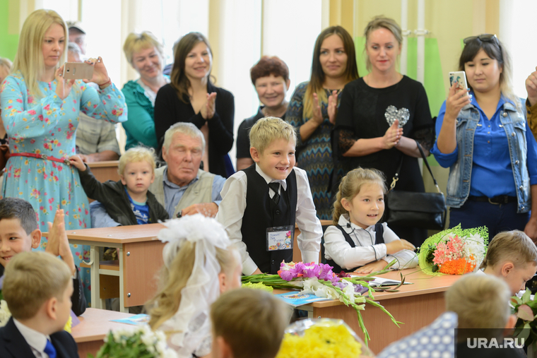 Открытие самой большой школы в УРФО. День знаний. Первое сентября. Челябинск, первый класс, первое сентября, 1 сентября