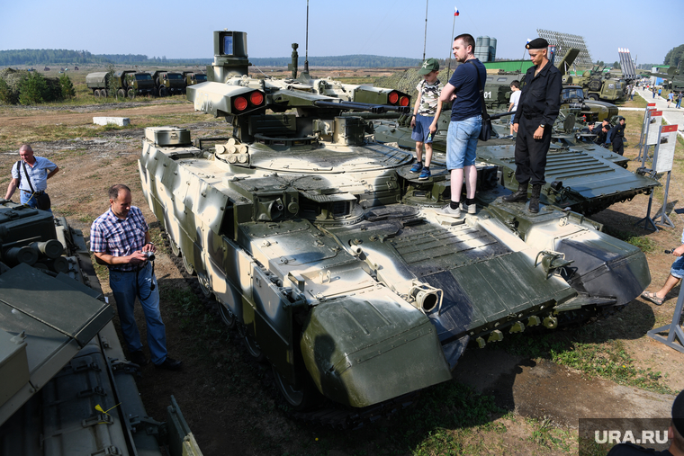 Форум Армия-2021 на полигоне Свердловский. Екатеринбург, выставка вооружений, бмпт терминатор