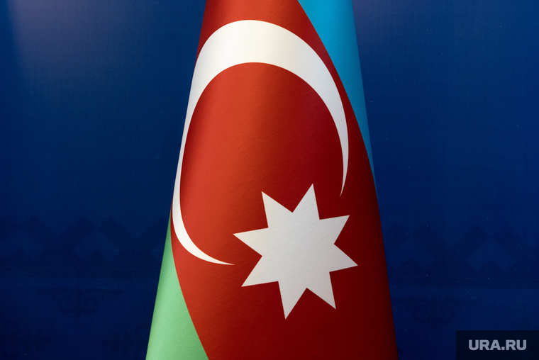 Михаил Мишустин на двусторонних встречах в Чолпон-Ате. Чолпон-Ата, флаг азербайджана, азербайджан