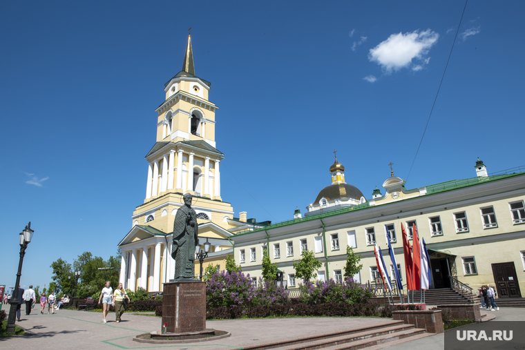 Виды города. Пермь, николай чудотворец, соборная площадь, виды перми, пермь, художественная галерея, свято преображенский храм