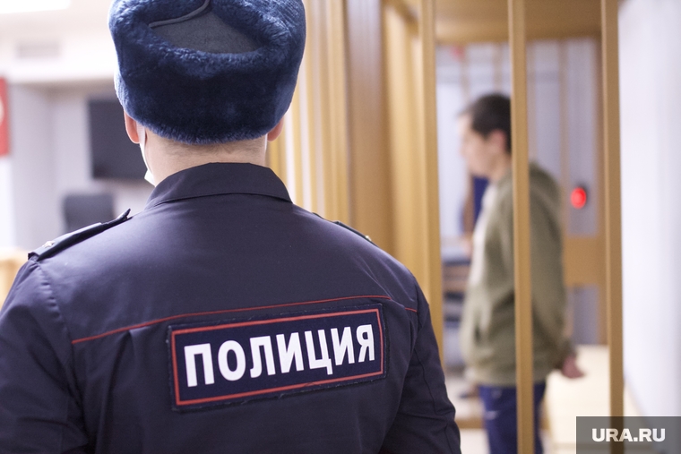 Суд над сбежавшим из тюрьмы Новиковым. Тюмень , осужденный, полиция, полицейский, камера заключения