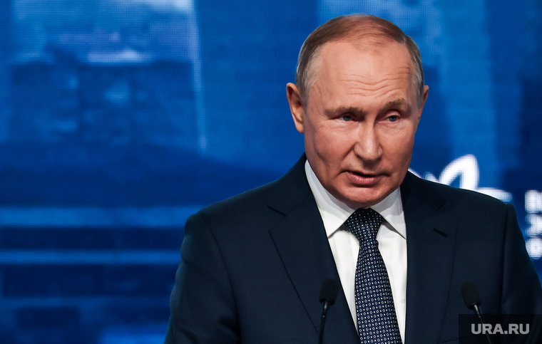 Пленарная сессия на ВЭФ 2022. Владивосток