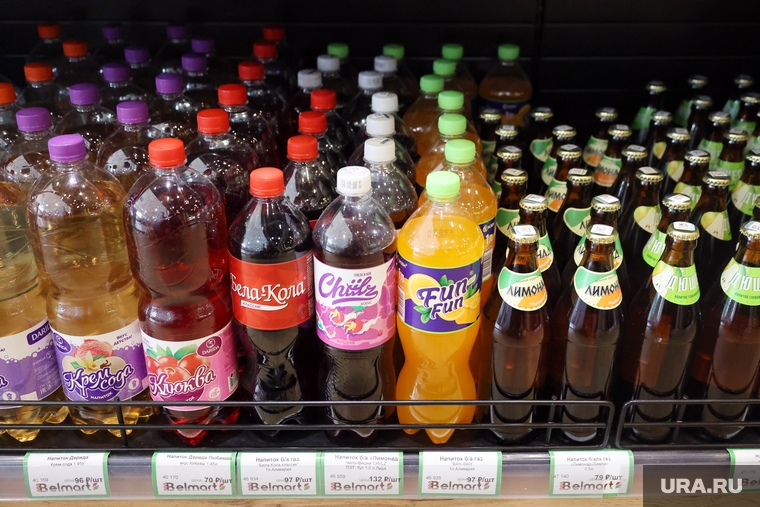 Напитки из Беларуси продают в фирменном магазине на Центральном рынке