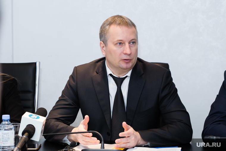 Заседание комиссии по выбору руководителя управления физической культуры и спорта. Сургут
, жердев алексей