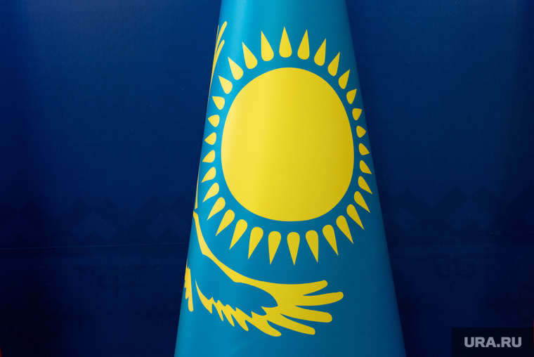 Михаил Мишустин на двусторонних встречах в Чолпон-Ате. Чолпон-Ата, флаг казахстана
