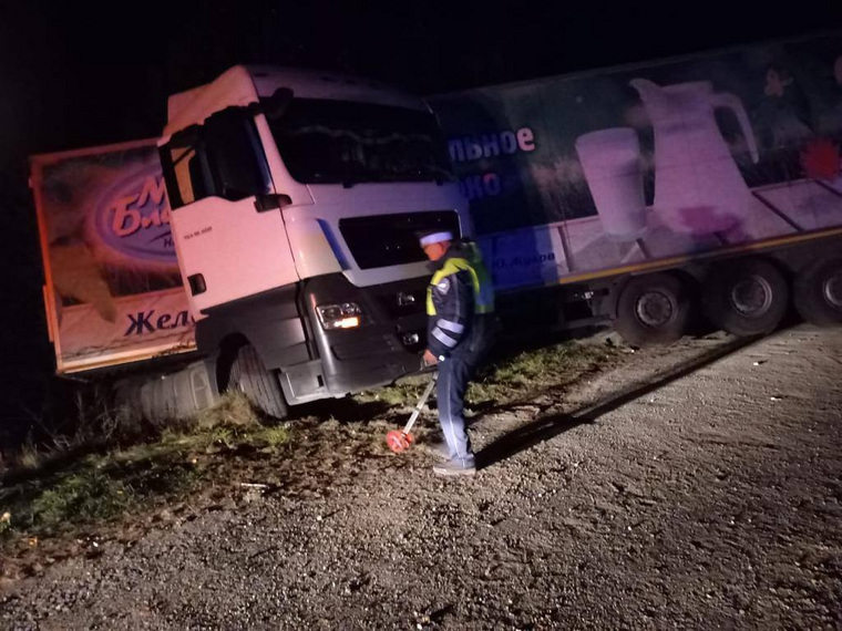 Авария произошла на 289 километре трассы Екатеринбург-Серов