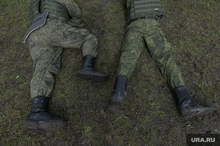 Мобилизованные резервисты на полигоне в Донецкой области. ДНР, армия, военные, солдаты, амуниция, военные сборы, экипировка, полигон, резервисты