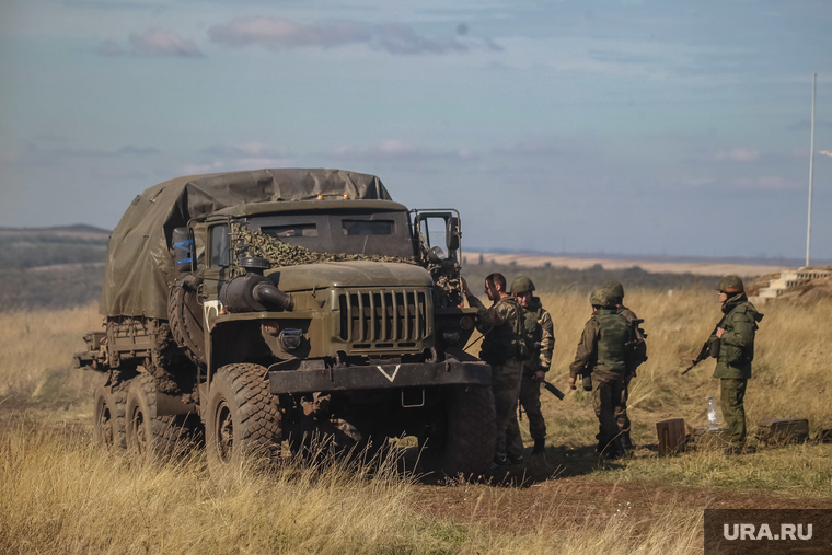 Центр по подготовке мобилизованных в Луганской области . Луганск, военная техника, армия, военные, солдаты, военные сборы, вооруженные силы, мобилизация, мобилизованные, учебка, мобилизанты, обучение мобилизантов