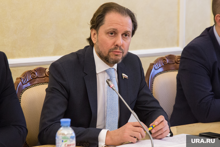 Пресс-конференция Владимира Сысоева , депутата государственной думы. Тюмень, сысоев владимир