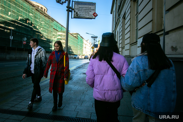 Виды города. Москва, студенты, молодежь, воздвиженка